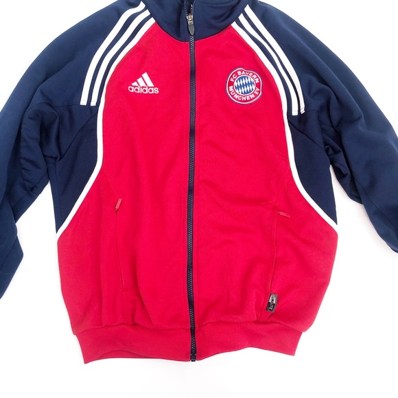 bayern tracksuit